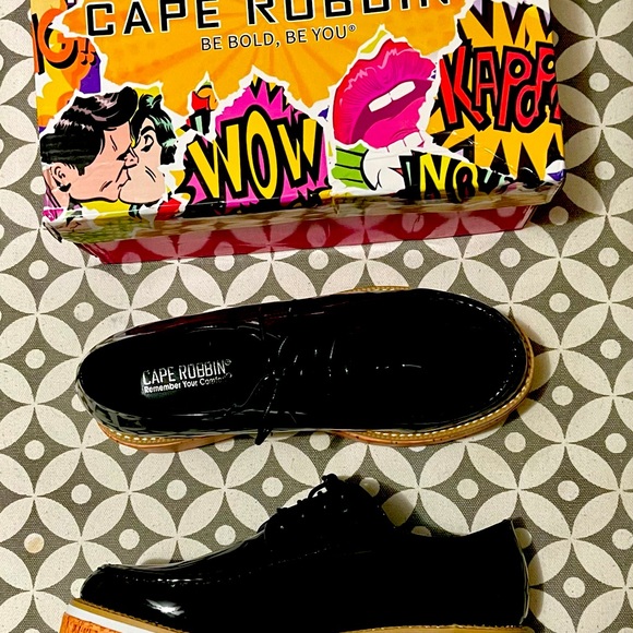 Cape Robbin size 7.5, Cork Bottom, Platform shoes. - Picture 2 of 4